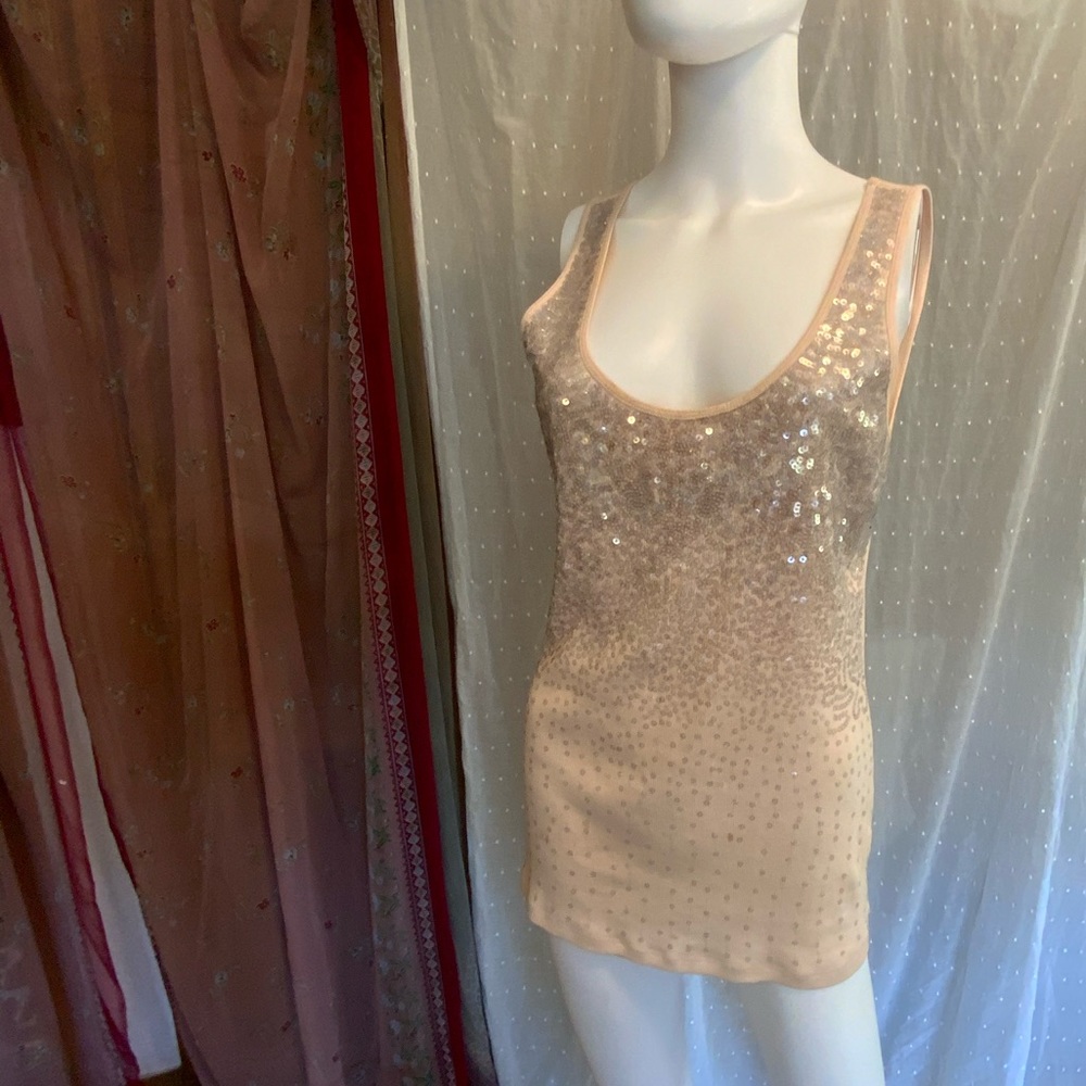 Adorable rose gold pink metallic sequined tank L